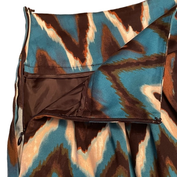 Chevron Patterned Skirt - Blue, Brown, Black - Picture 4 of 5